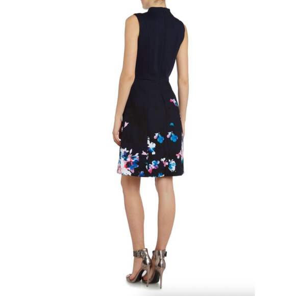 EUC Ellen Tracy Nordstrom Fit and Flare Sz 12 Blue Floral Sleeveless Dress - Picture 4 of 15